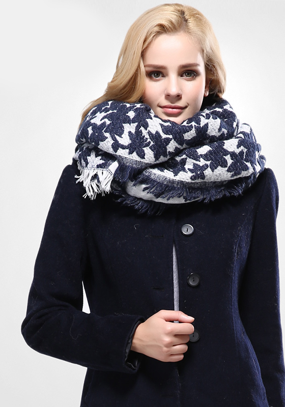 Cozy Tartan Scarf Cozy Tartan Scarf
