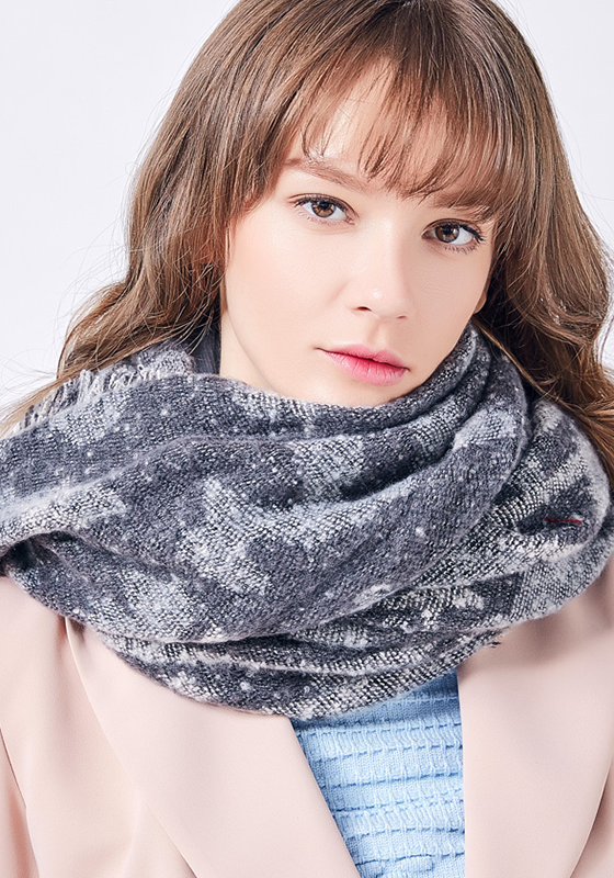 Echarpe Soft Luxury Scarf Echarpe Soft Luxury Scarf
