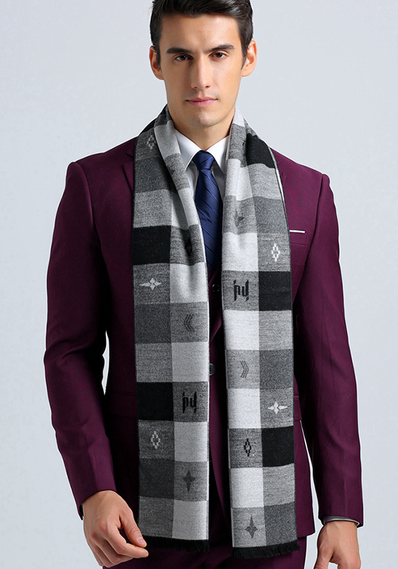 Classic Style Plaid Scarf Classic Style Plaid Scarf